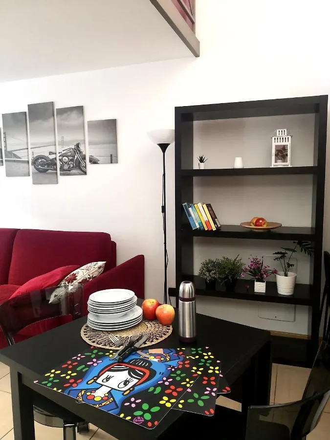 Apartment Loft Ristrutturato Vicino M4 Argonne - San Benigno Milan